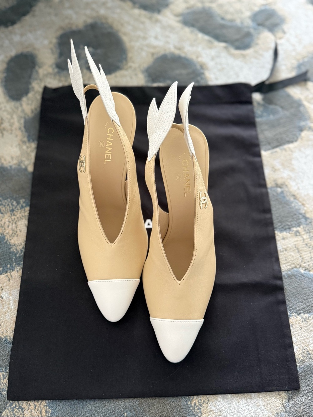 CHANEL Beige and White Wingback Slingback Pumps - Picture 9 of 9
